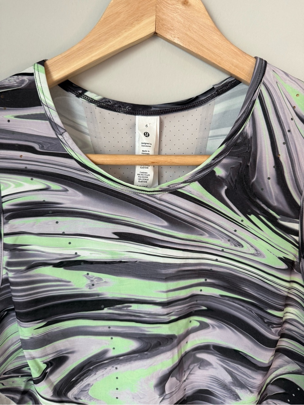 lululemon Swift Ventilated Cropped Running Tank Paint Glide Warp Multi Print - Picture 2 of 3